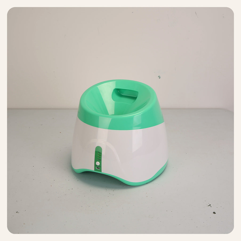 Automatic dog ball launcher, real photo
